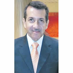 Dr. Carlos Scaglione